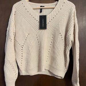 Moon & Madison Cream colored sweater
